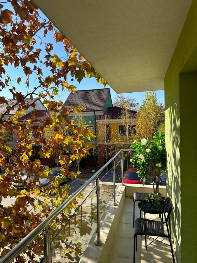 Fly Airport Residences & Therme-Self Check-In Otopeni Exterior foto